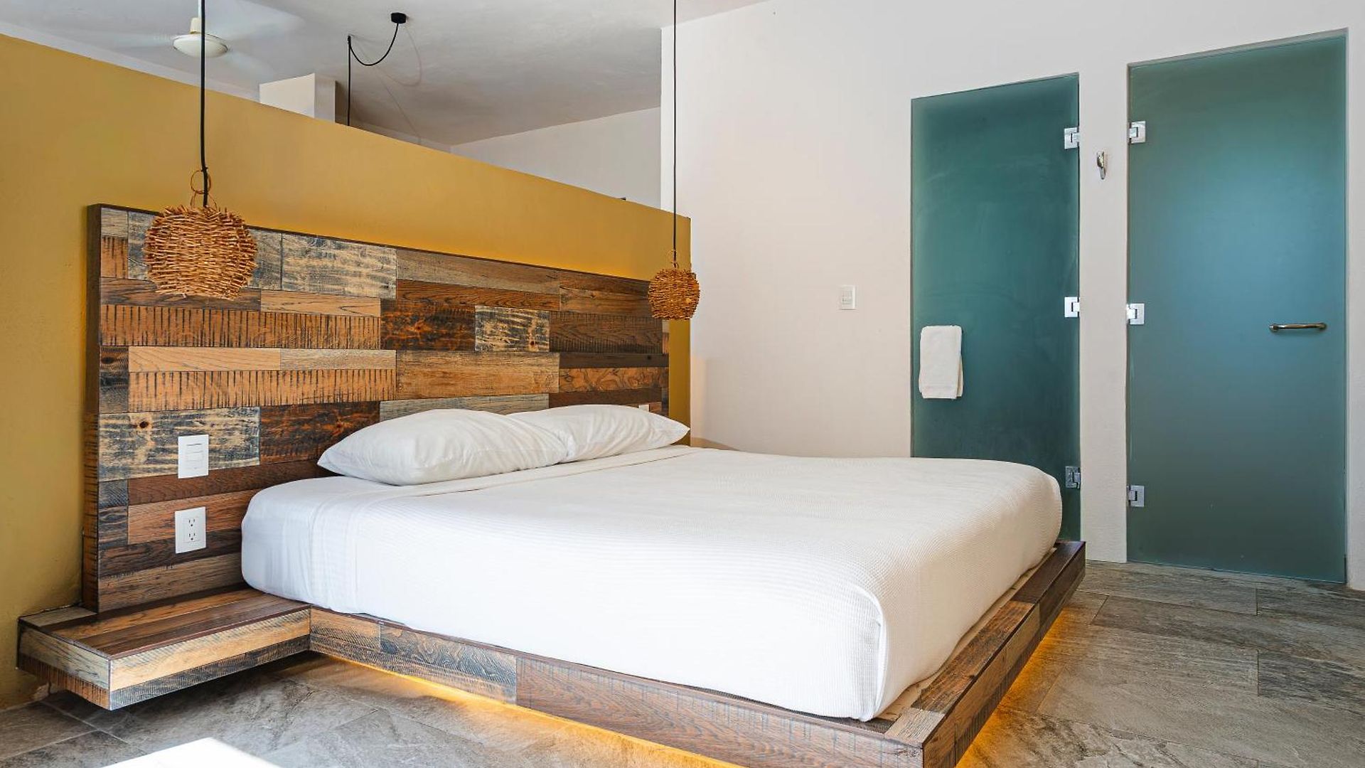 Kuun Taak Hotel 3*
