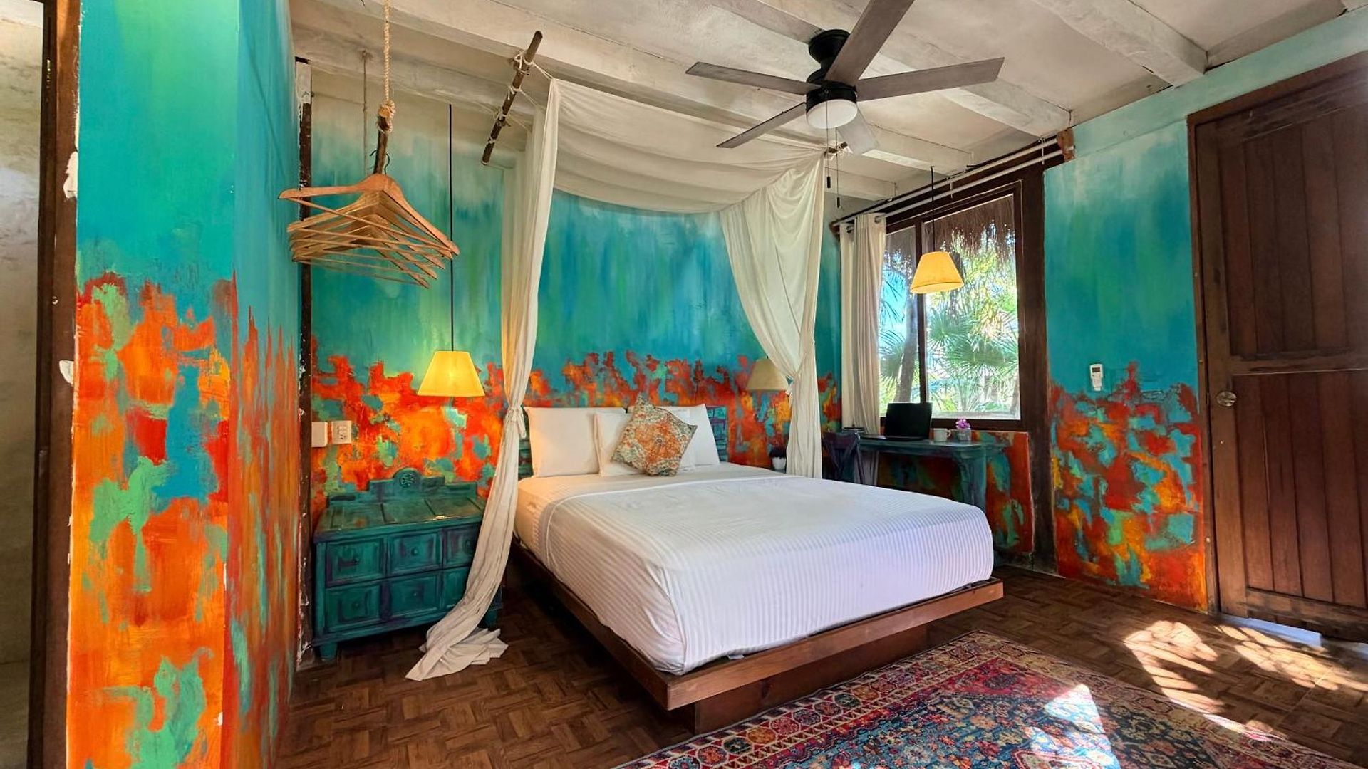 Alma Libre Hotel