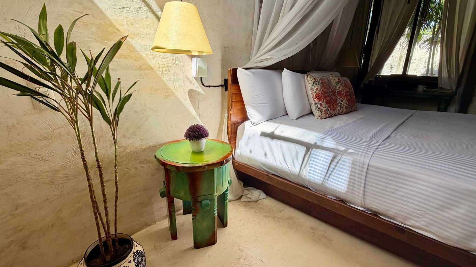 Alma Libre Hotel 4*