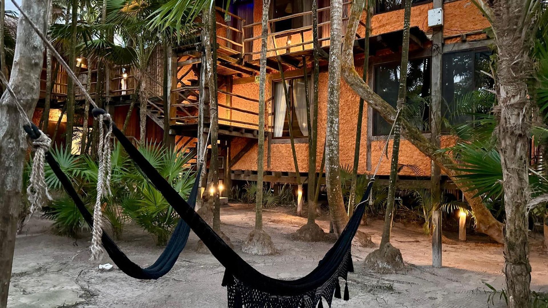Alma Libre Hotel