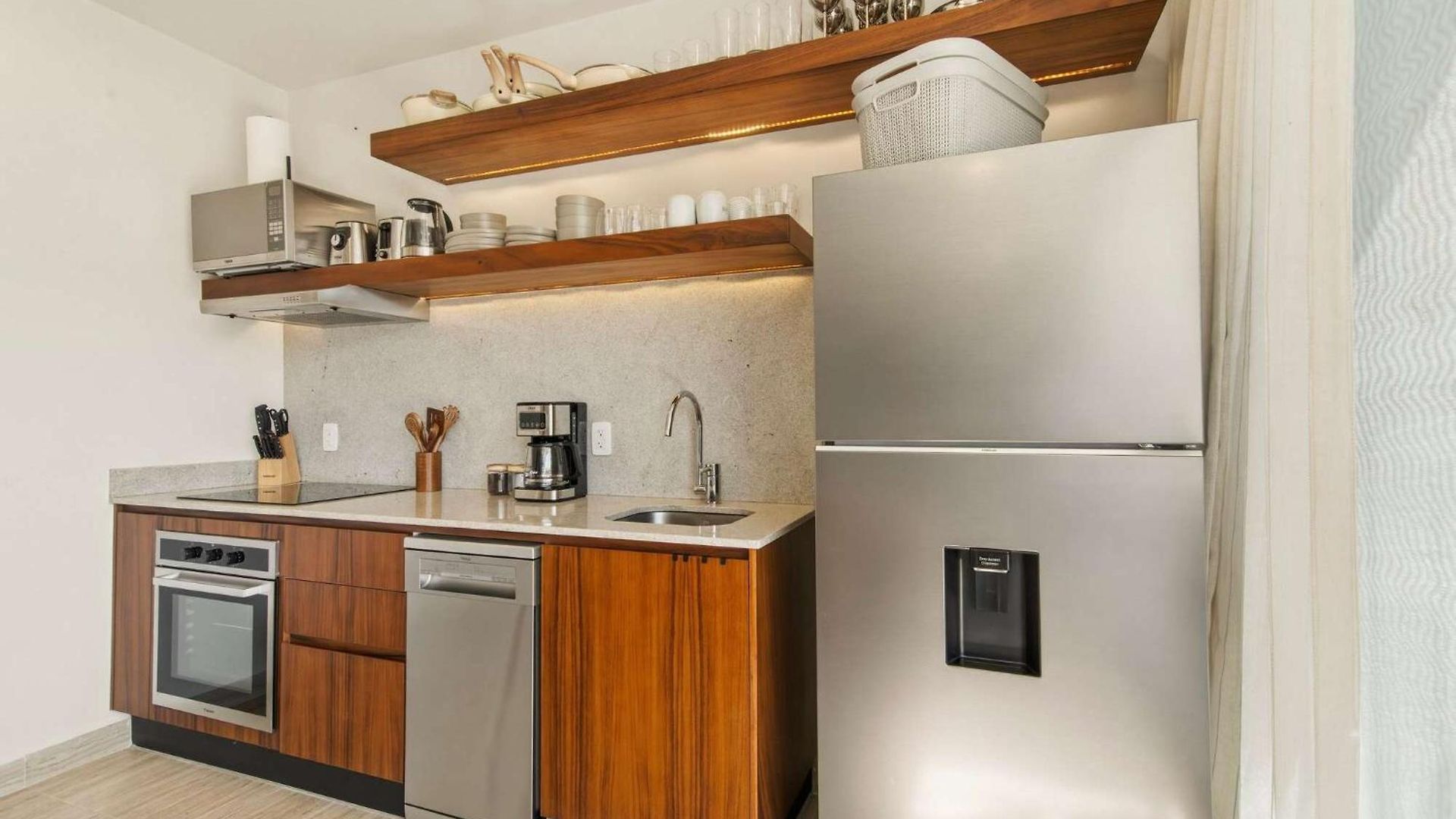 Penthouse With Private Plunge Pool - 2 King *