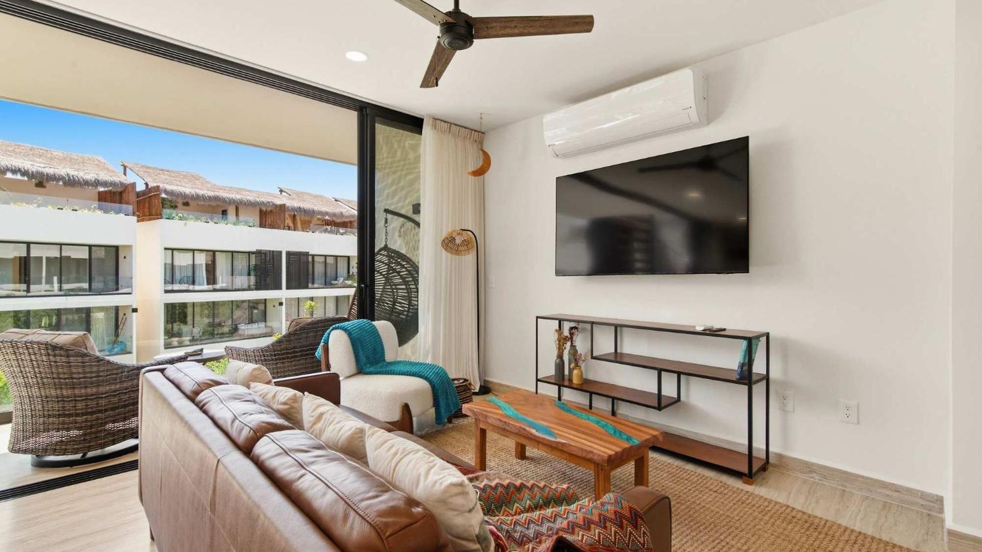 Penthouse With Private Plunge Pool - 2 King