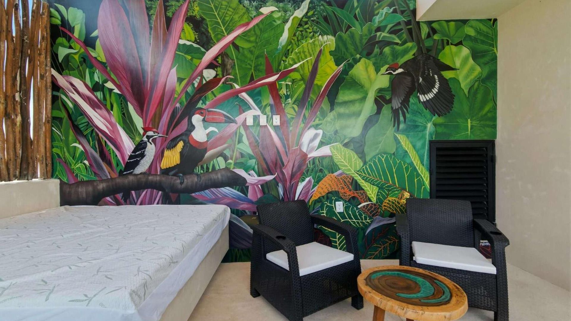 Penthouse With Private Plunge Pool - 2 King Apartment *