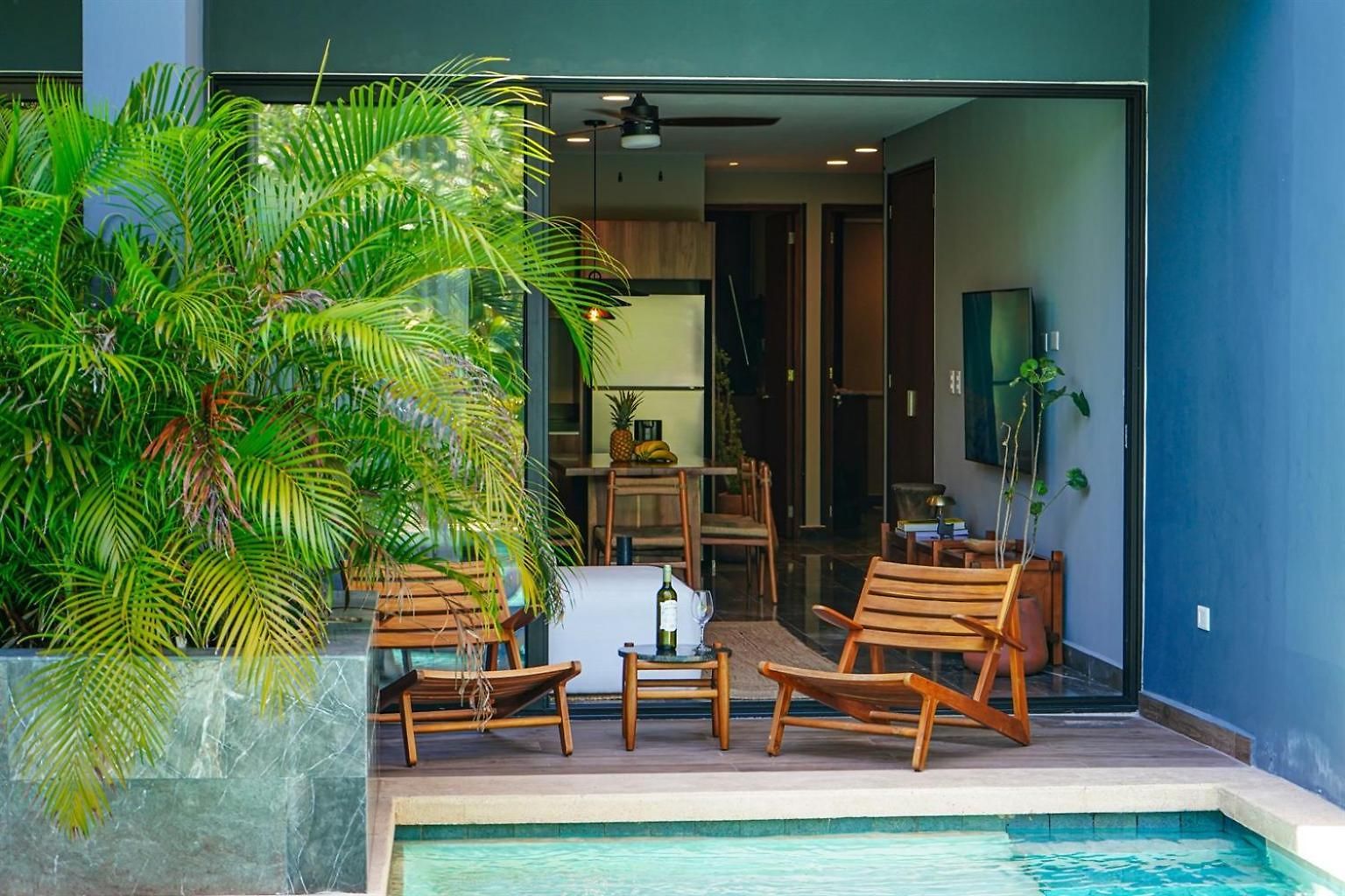 Paramar Noir Swim-up Aldea Zama * Tulum