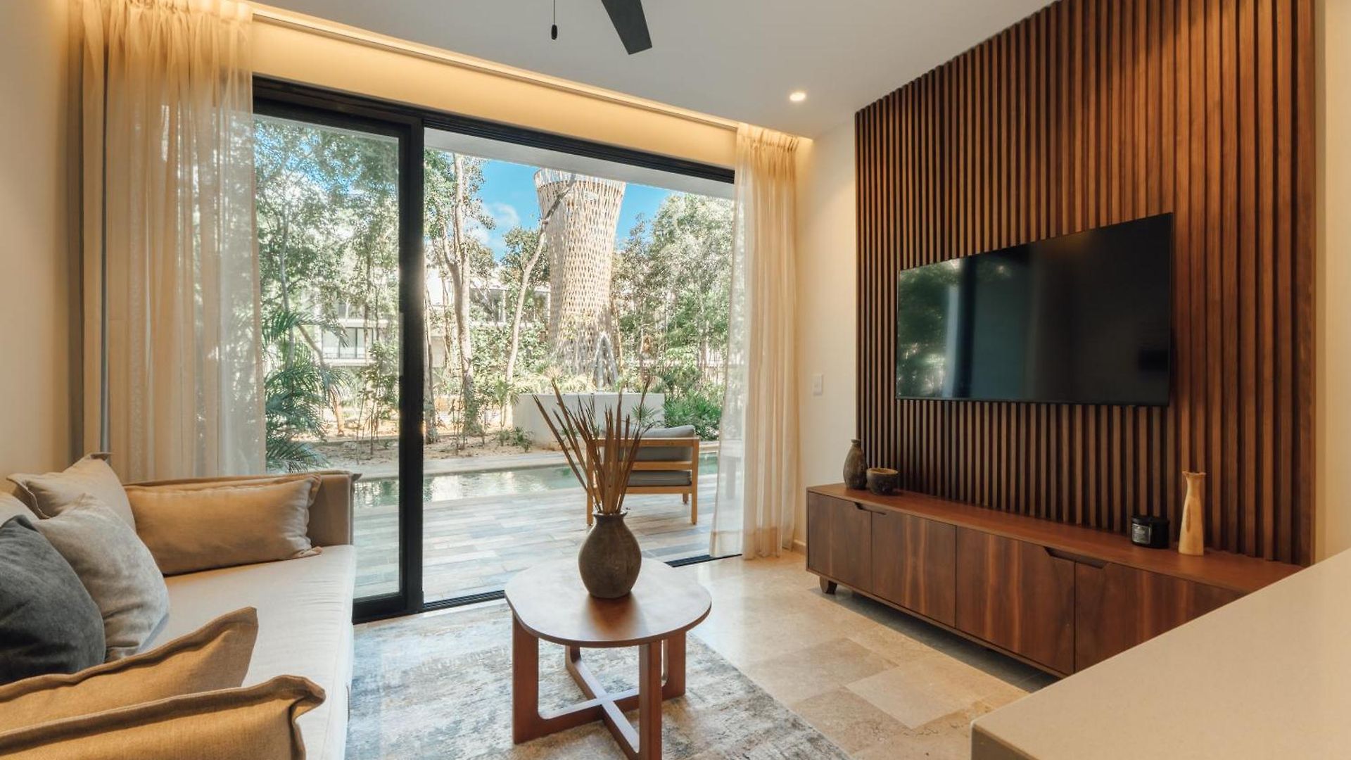 101 Park By Lumina