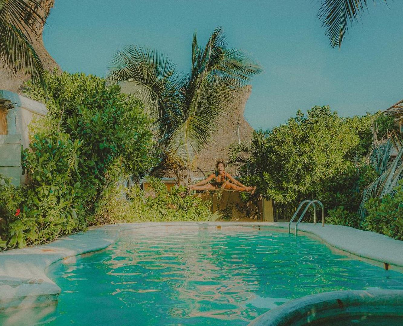 Estrellas - Located At The Party Zone Hotel 4*