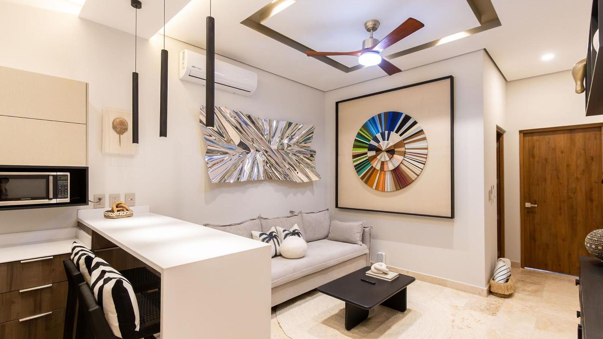 Art House - Filtered Water & 2 Free Clubs Zone * Tulum