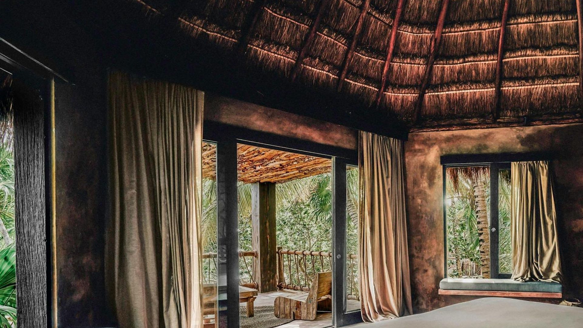Nomade Temple Hotel 4*