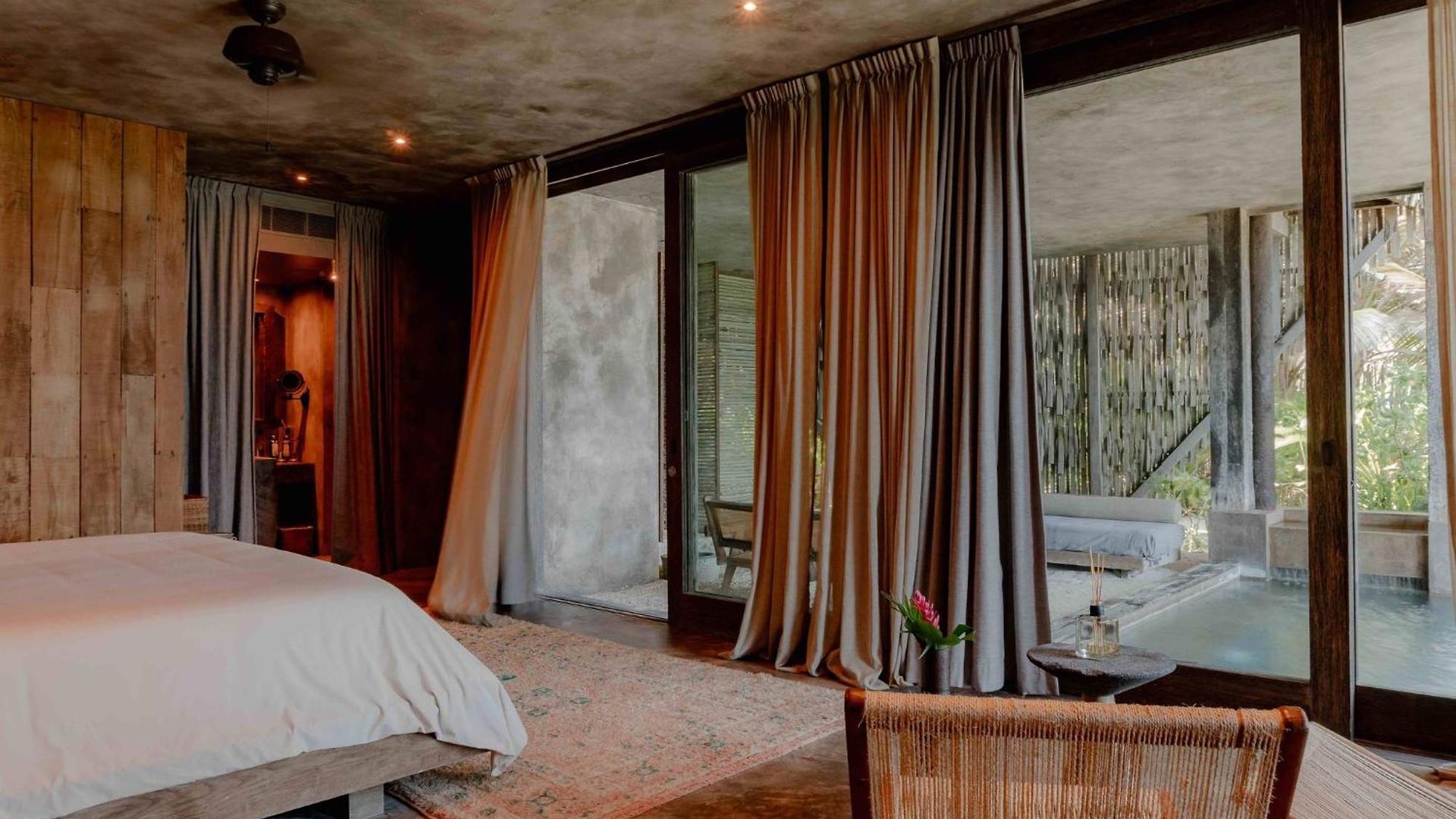 Nomade Temple Hotel 4*