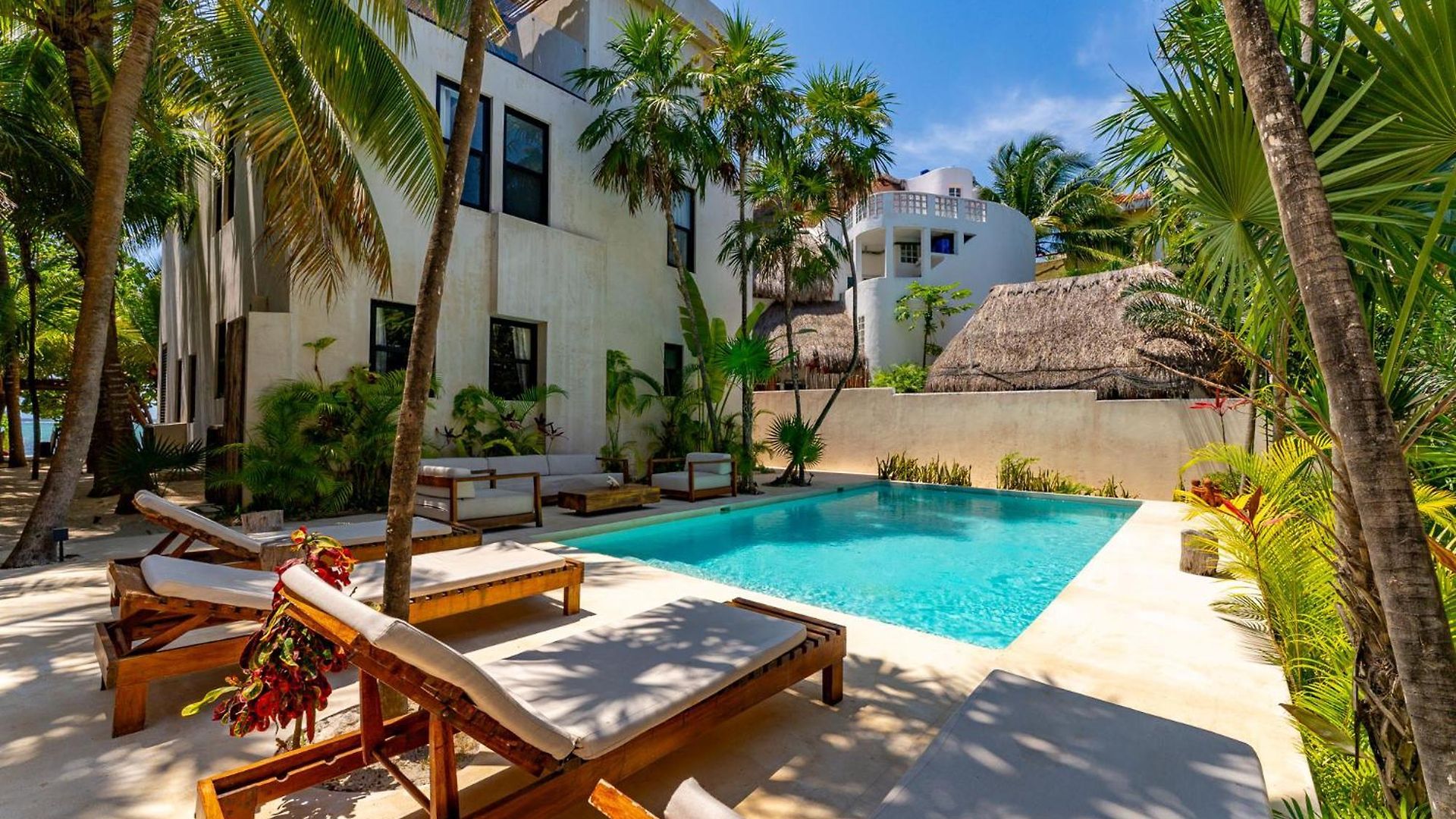 Villa Elements Rituals Beachfront Bahia Soliman