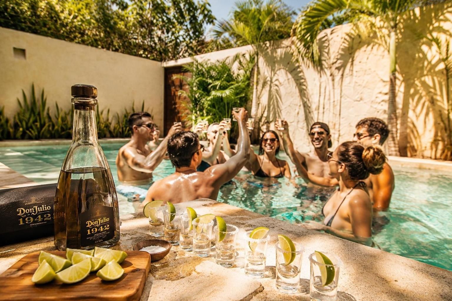 240m2 - 16 Persons - 6 - 2 Swimming Pool - 3 Jacuzzis * Tulum