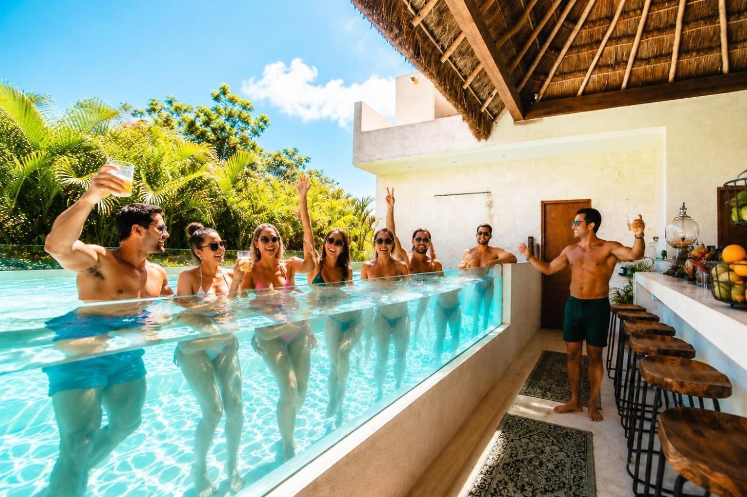 240m2 - 16 Persons - 6 - 2 Swimming Pool - 3 Jacuzzis Villa
