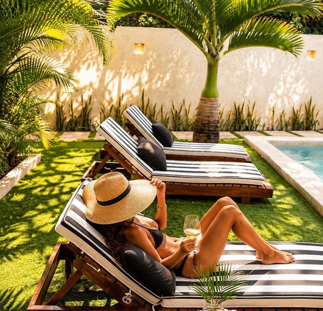 Villa 240m2 - 16 Persons - 6 - 2 Swimming Pool - 3 Jacuzzis *