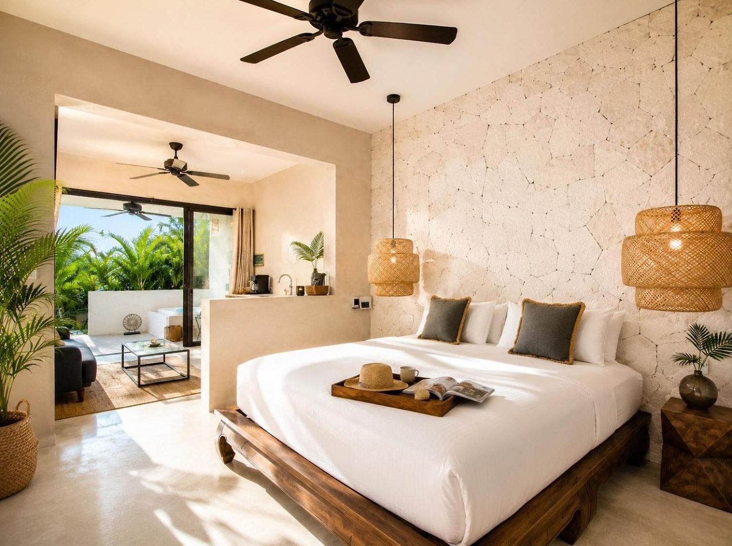 240m2 - 16 Persons - 6 - 2 Swimming Pool - 3 Jacuzzis Villa *