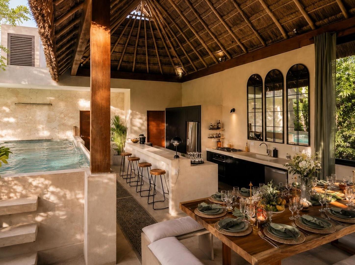 240m2 - 16 Persons - 6 - 2 Swimming Pool - 3 Jacuzzis Villa