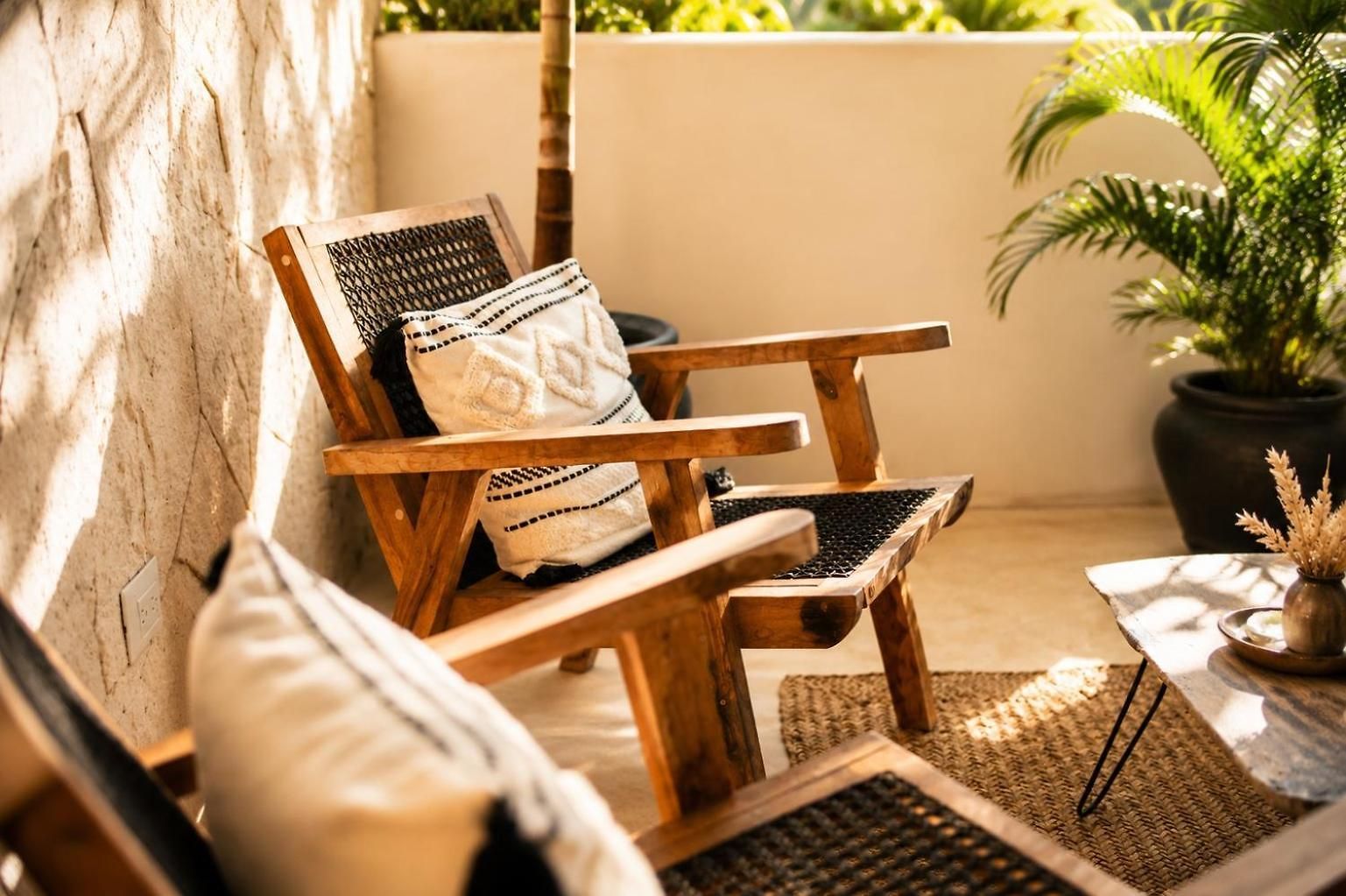240m2 - 16 Persons - 6 - 2 Swimming Pool - 3 Jacuzzis Villa Tulum