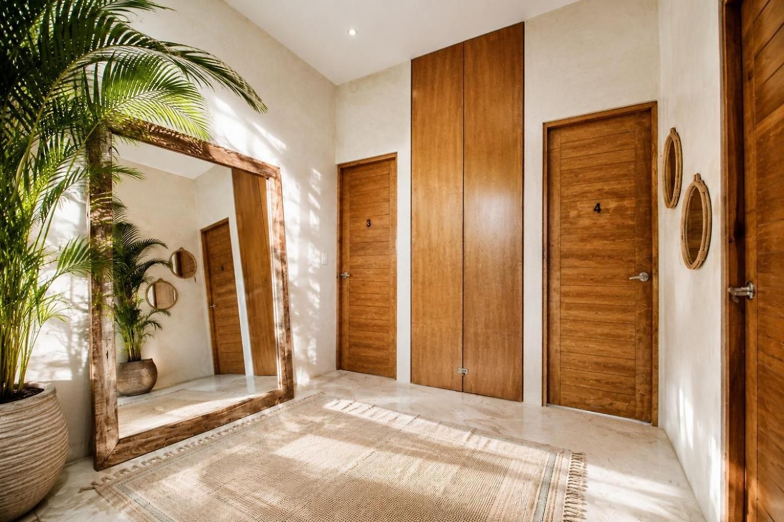 Villa 240m2 - 16 Persons - 6 - 2 Swimming Pool - 3 Jacuzzis *