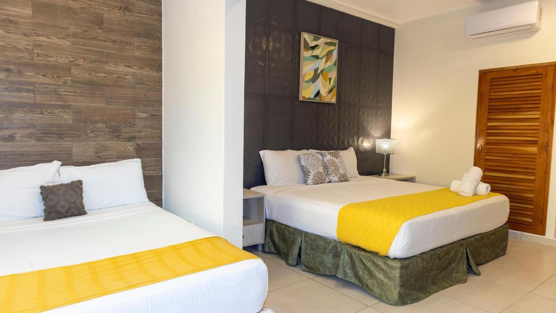 Scarlette Hotel