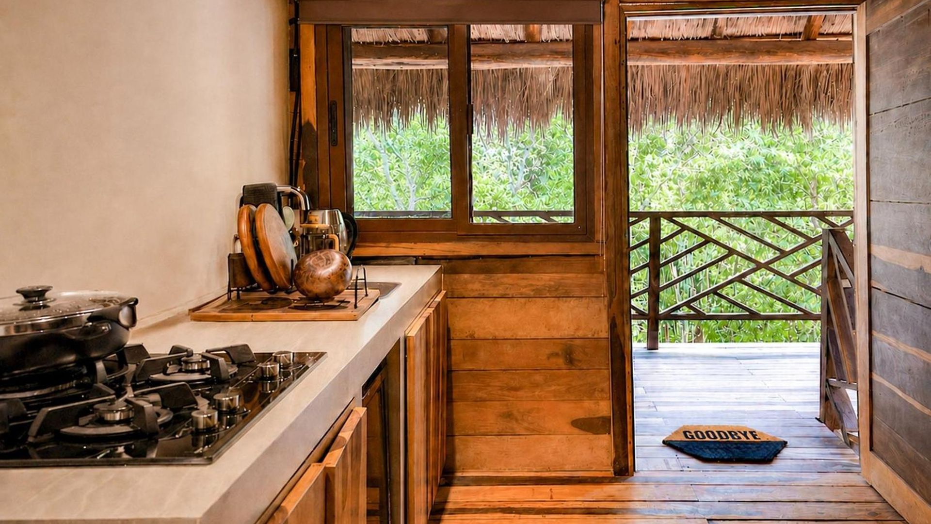 Lodge Treehouse H2ojos