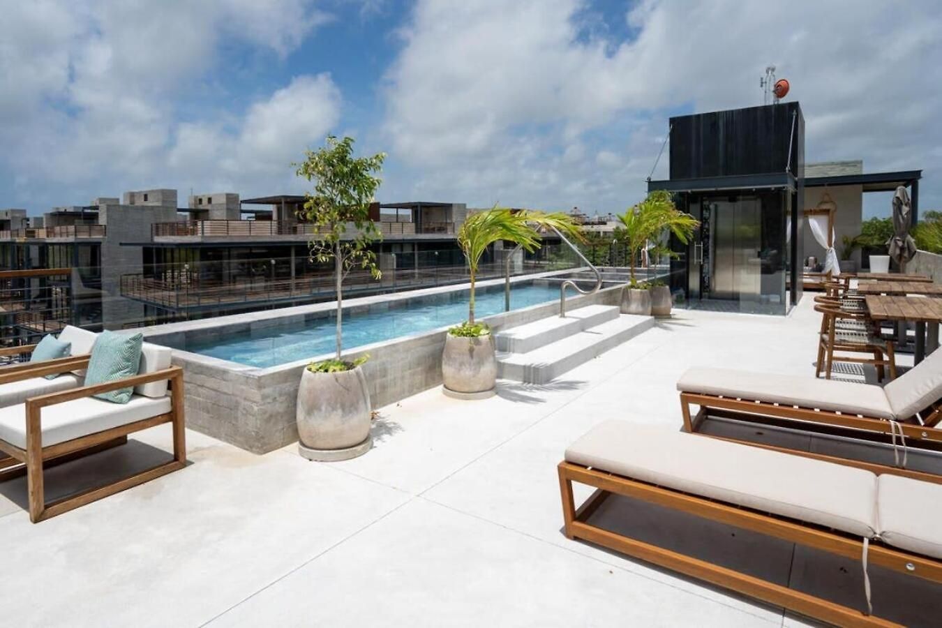 Ideal Location With Cenote Pools Gym Restaurant * Tulum