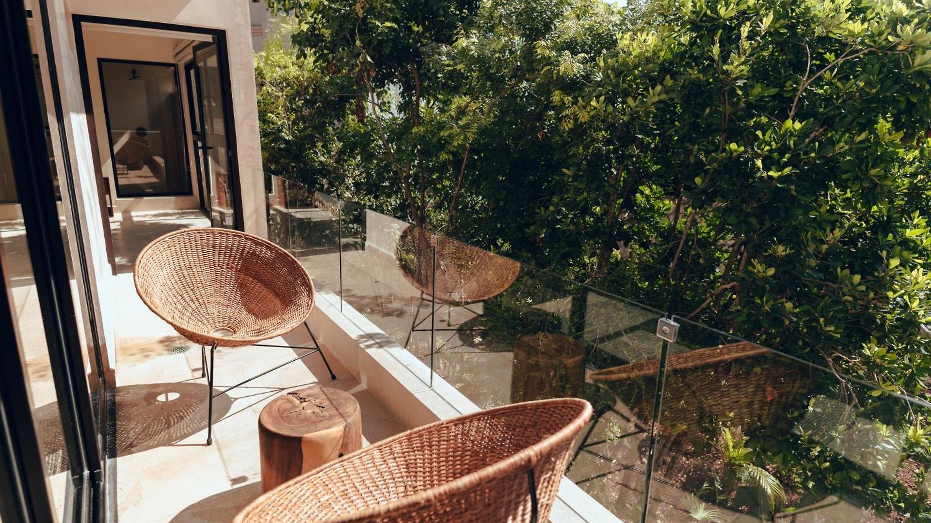 Aparthotel Cacao -luxury Condos-