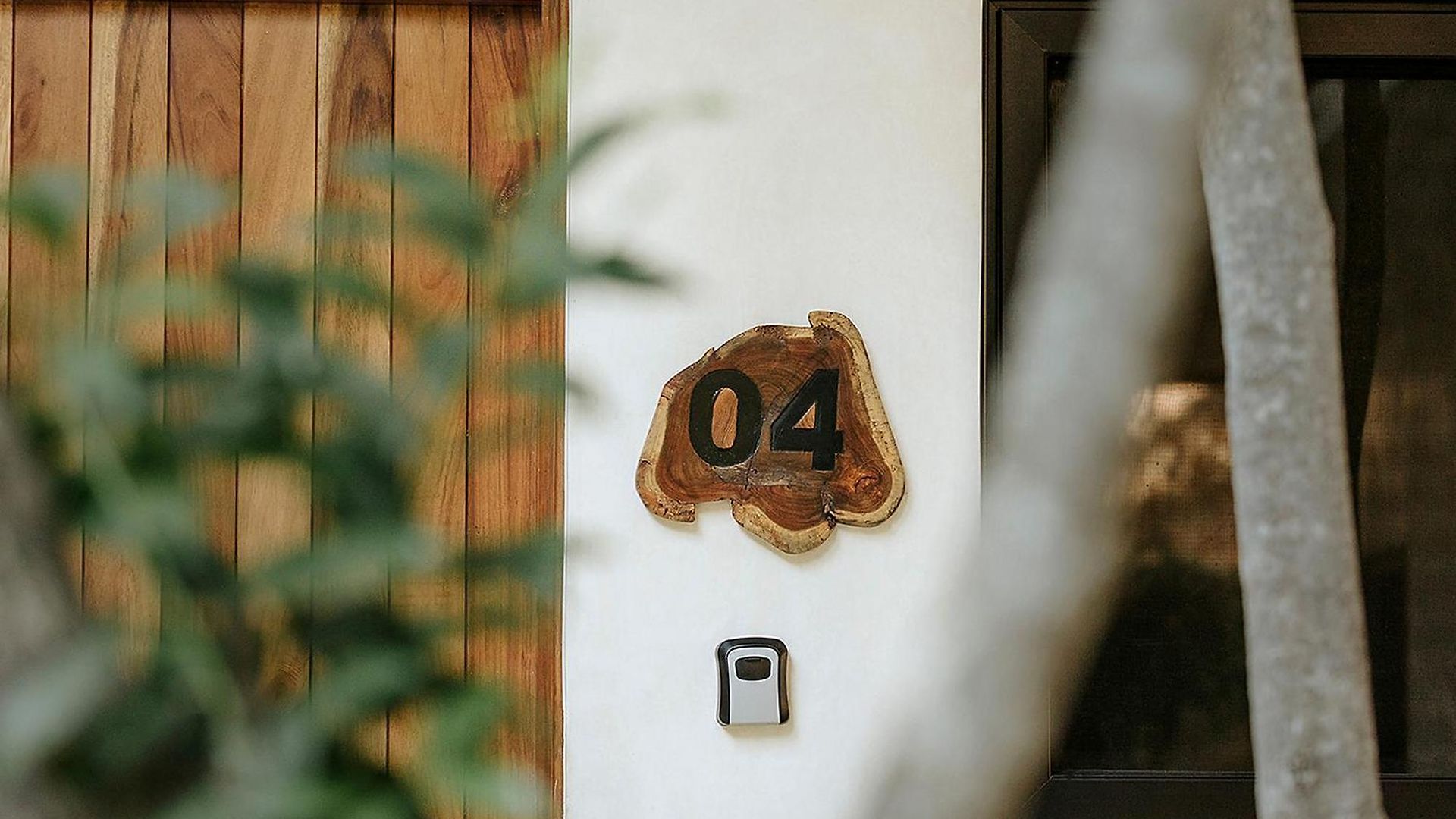 Stylish 3bd3ba In Tulum's Neighborhood