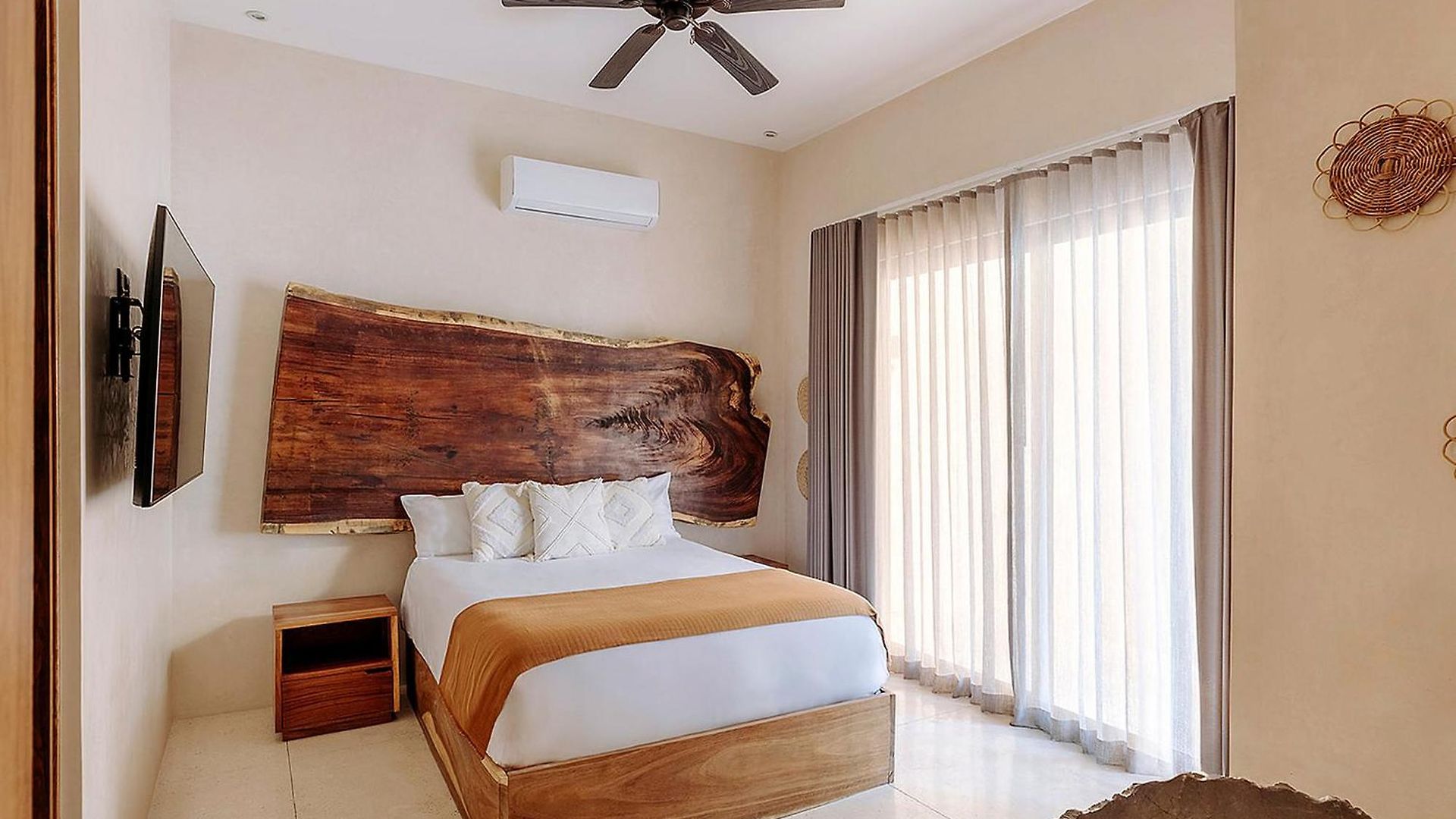 Stylish 3bd3ba In Tulum's Neighborhood Tulum