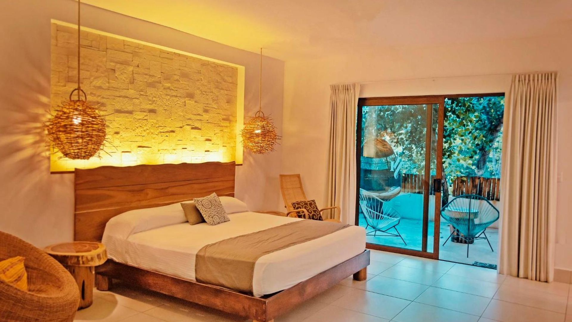 Hotel Niik 4*
