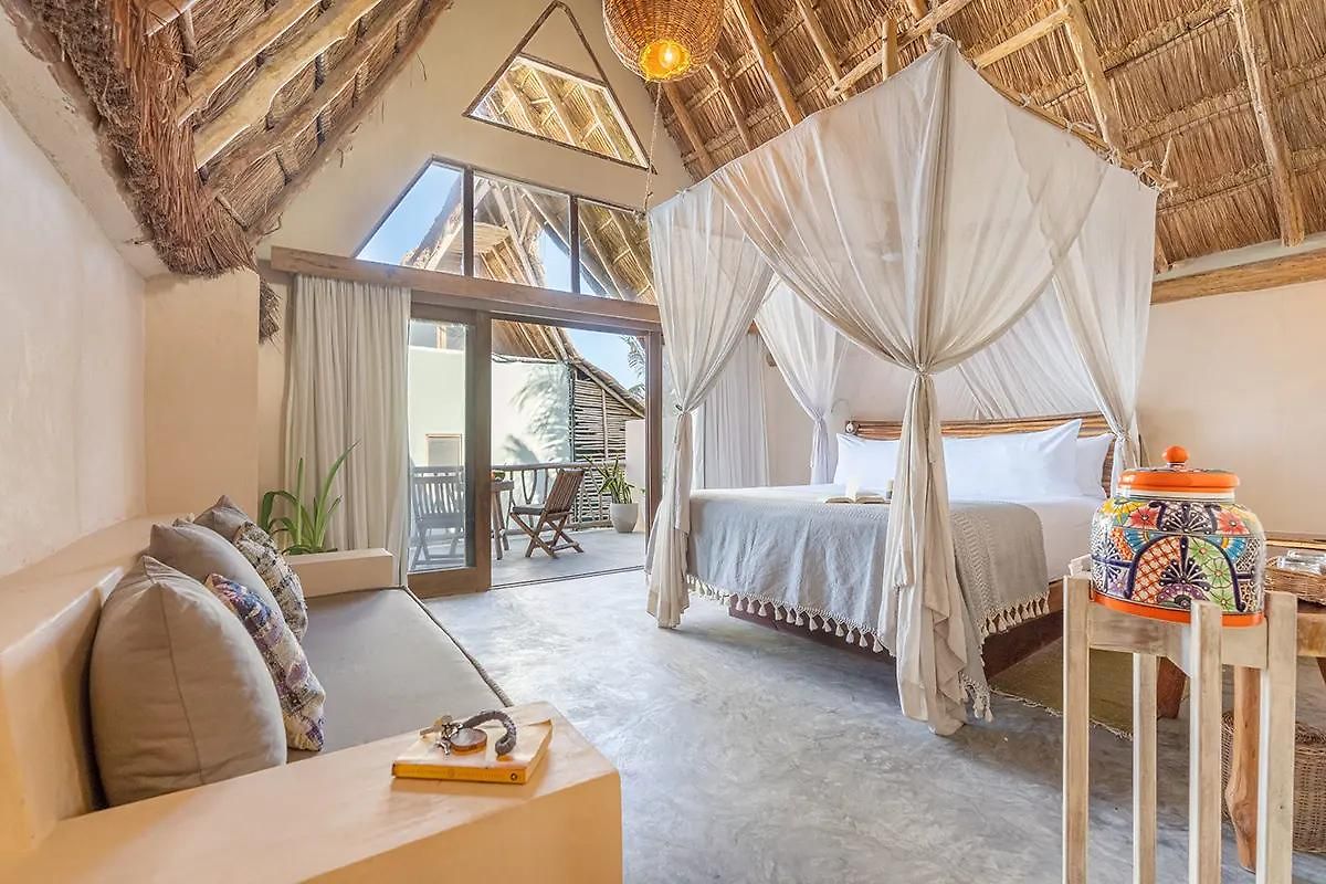 Ahau Beachfront (adults Only)