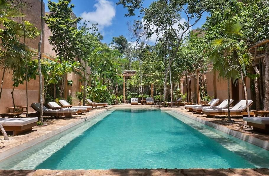 Holiday home 3br In Gated Community With Private Rooftop Plunge Pool, Grill & Shared Pool Tulum
