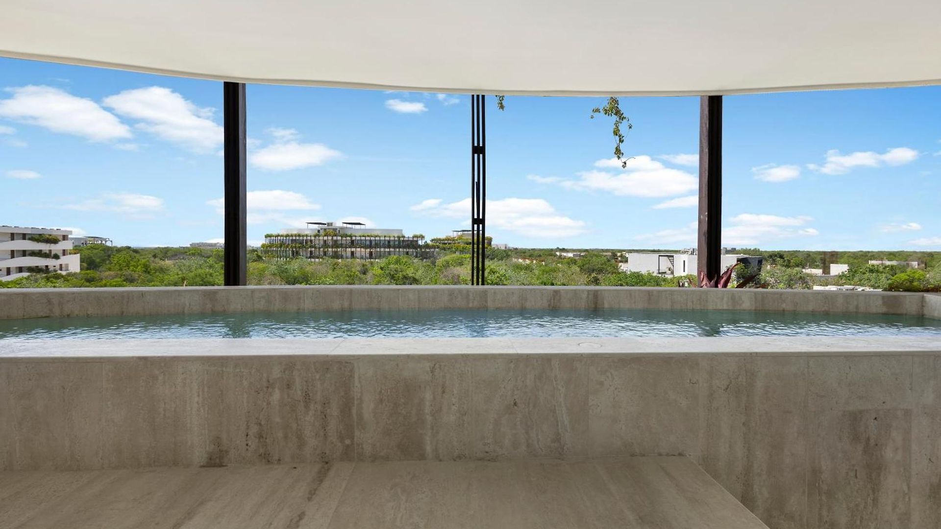 Mistiq Gardens 2 *
