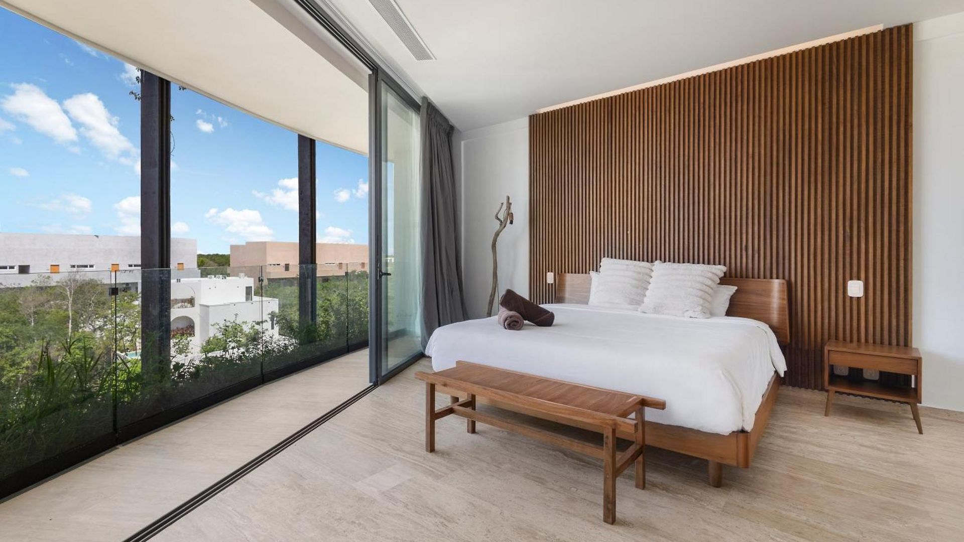 Apartment Mistiq Gardens 2