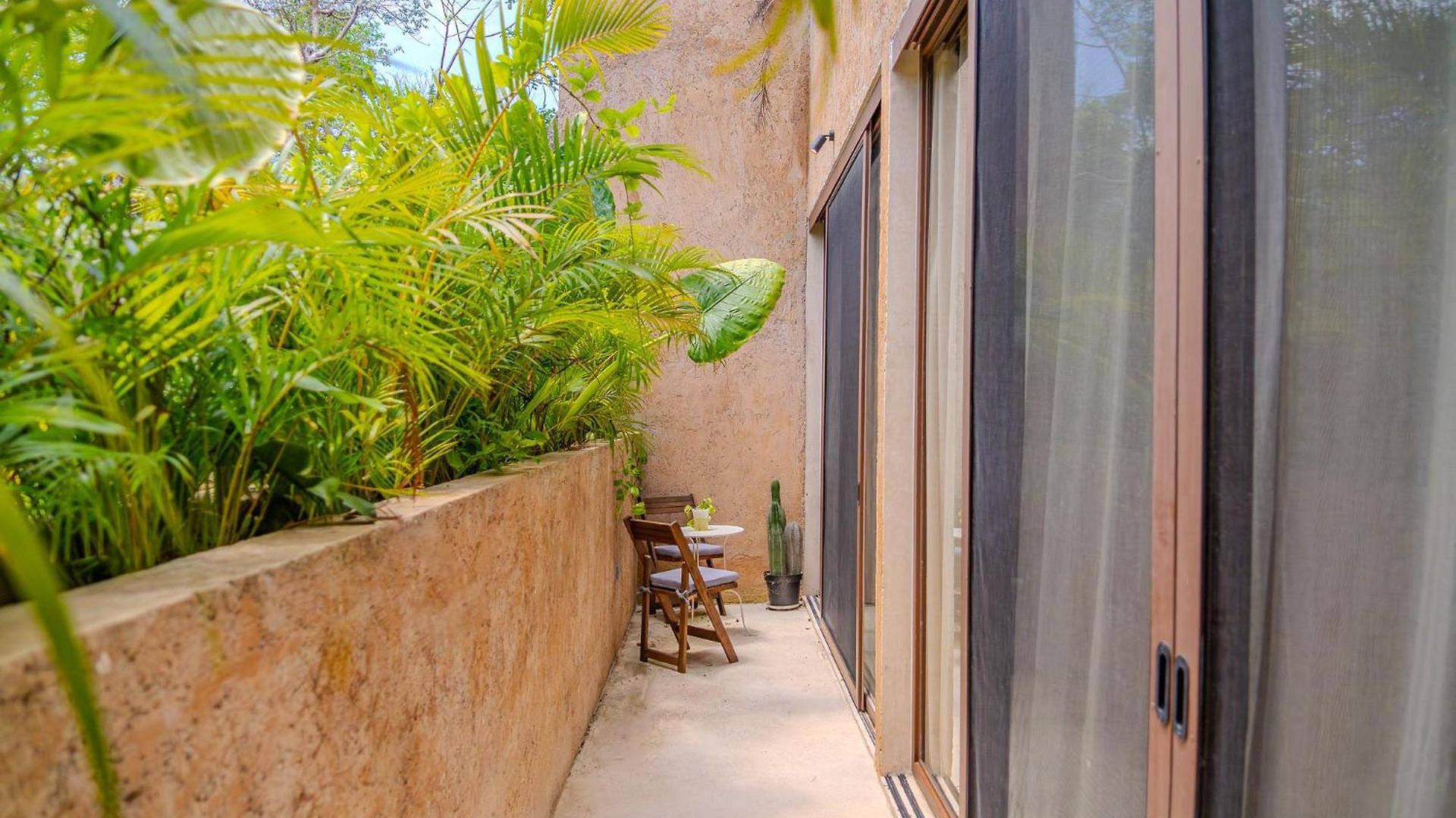 Apartment Jungle Apt, Private Pool & Security 24 *