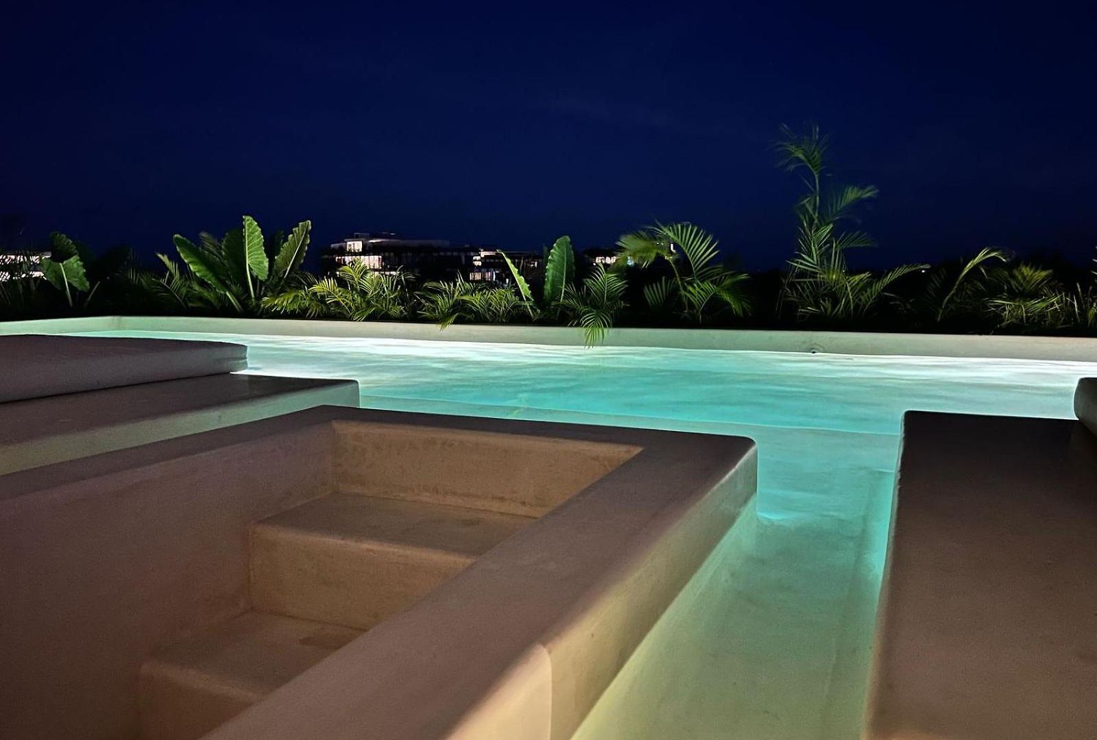 Apartment New With Bathtub And Jacuzzi *