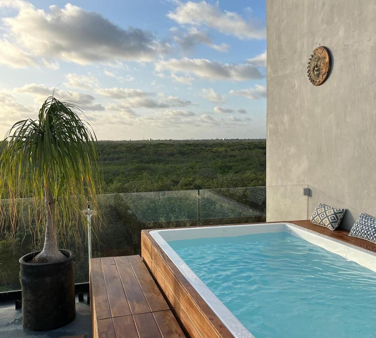 Beachfront 3br With Private Rooftop And Lounge Pool, Tankah Bay Apartment Tulum
