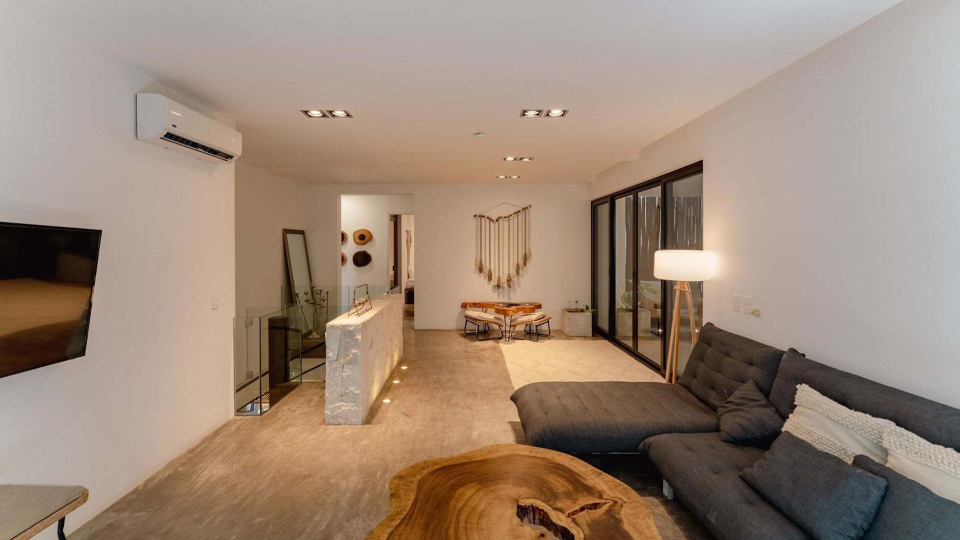 Apartment Stylish 3br Retreat In Serene Luxury Setting *