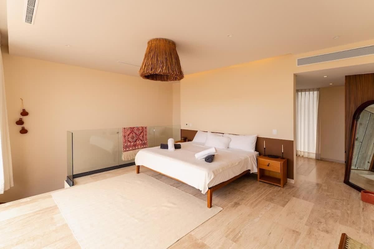 Villa Mistiq - Modern 3br Oasis In With Pool & Chic Design *