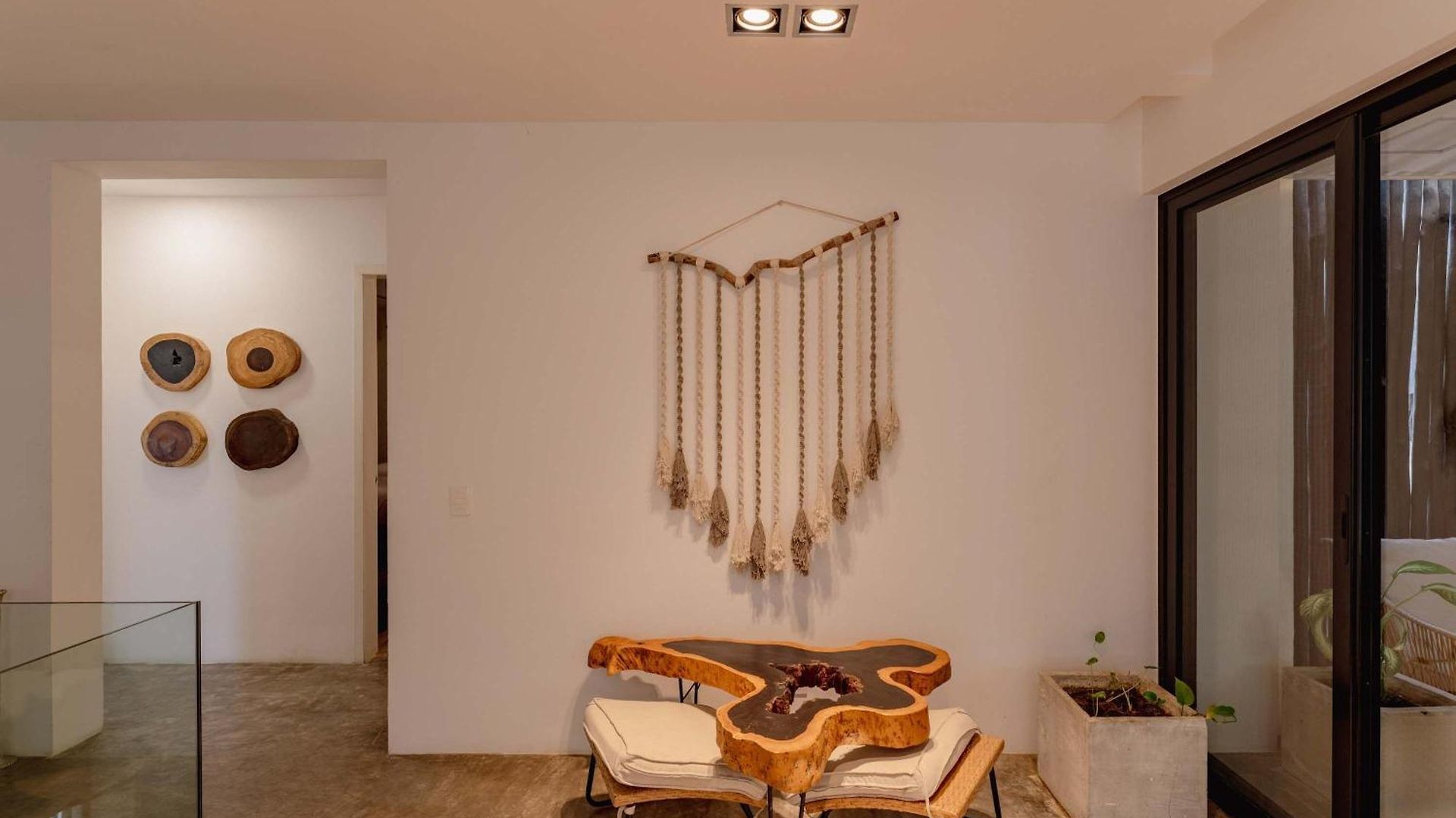 Apartment Stylish 3br Retreat In Serene Luxury Setting *