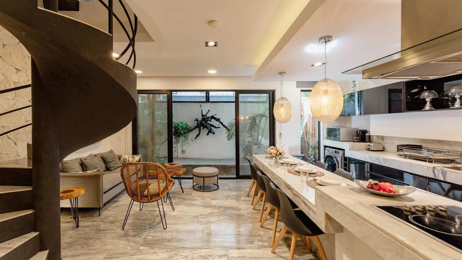 Stylish 3br Retreat In Serene Luxury Setting Apartment
