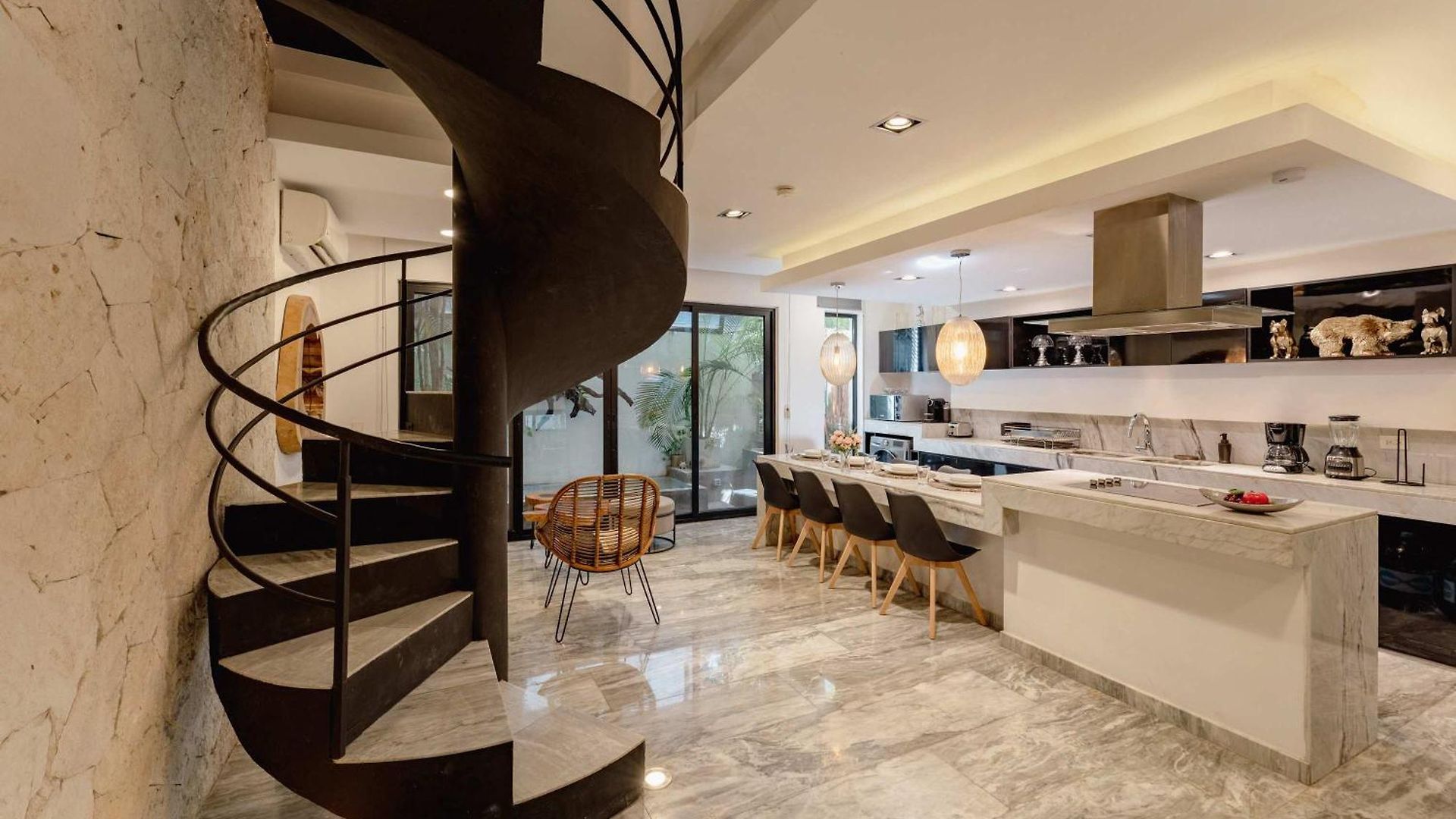 Apartment Stylish 3br Retreat In Serene Luxury Setting