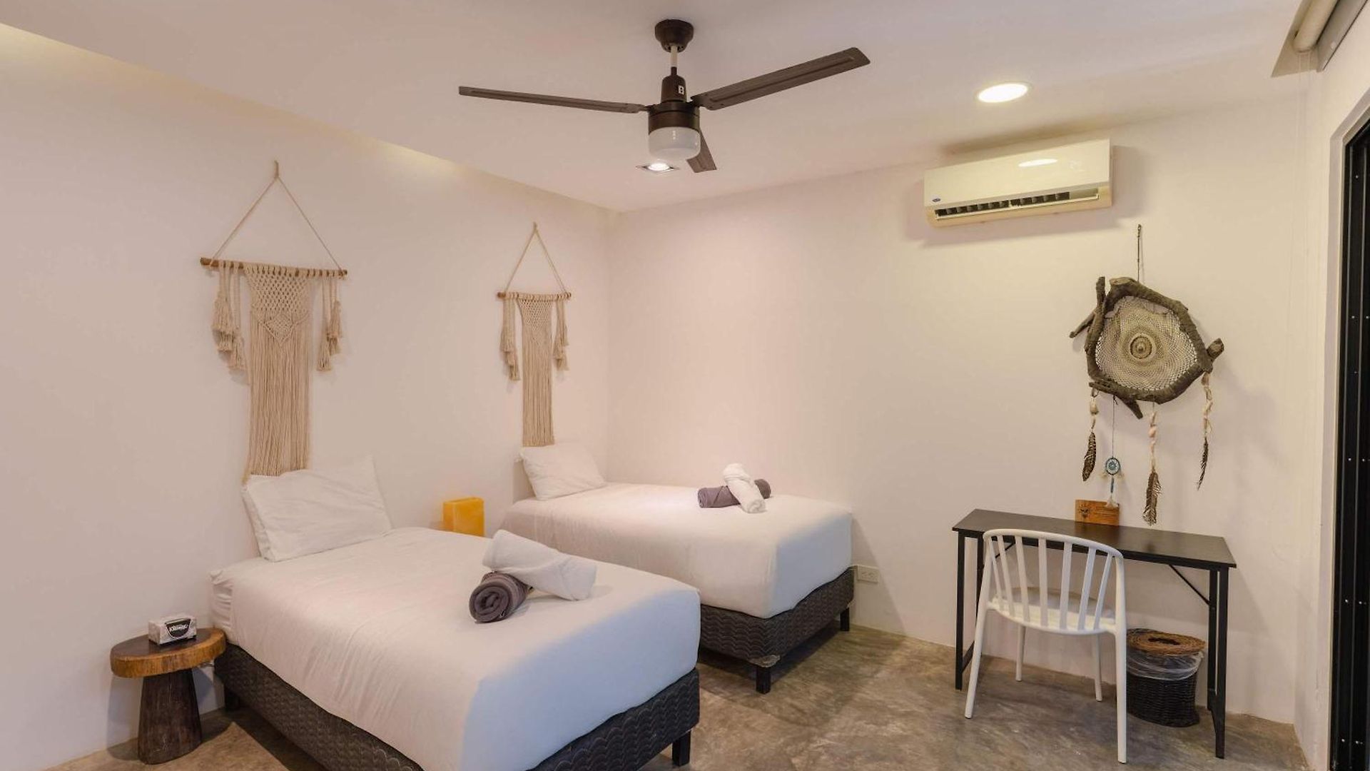 Apartment Stylish 3br Retreat In Serene Luxury Setting