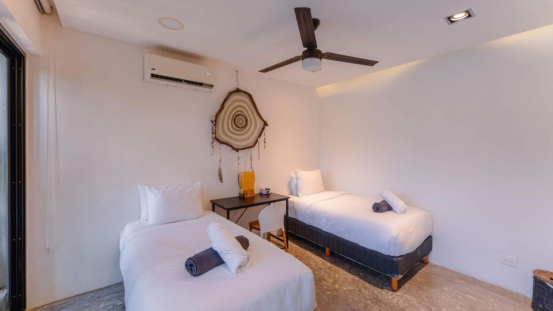Apartment Stylish 3br Retreat In Serene Luxury Setting