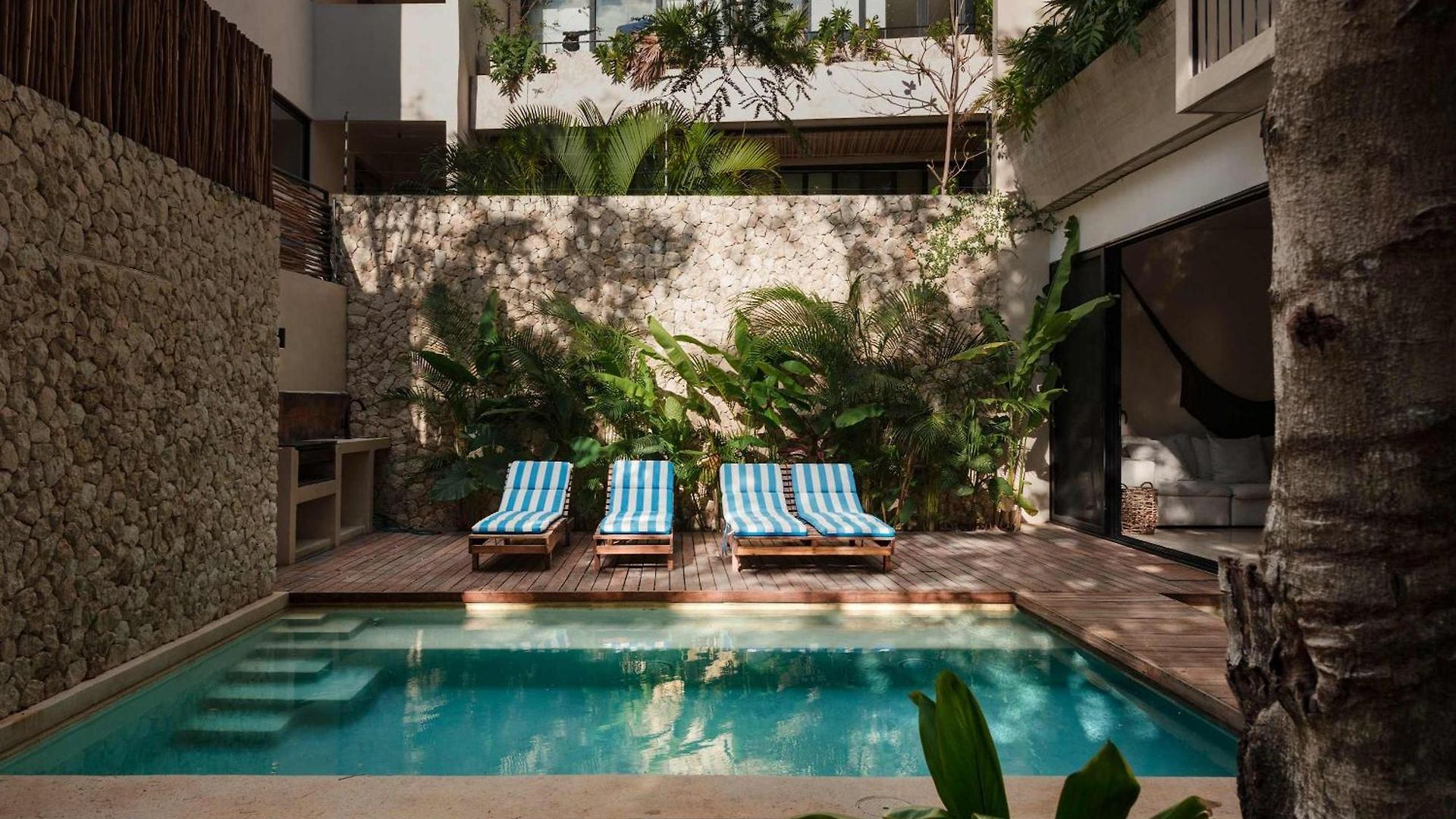 Luxury 5 Bedroom Pool Tiki Bar & Outdoor Gym * Tulum