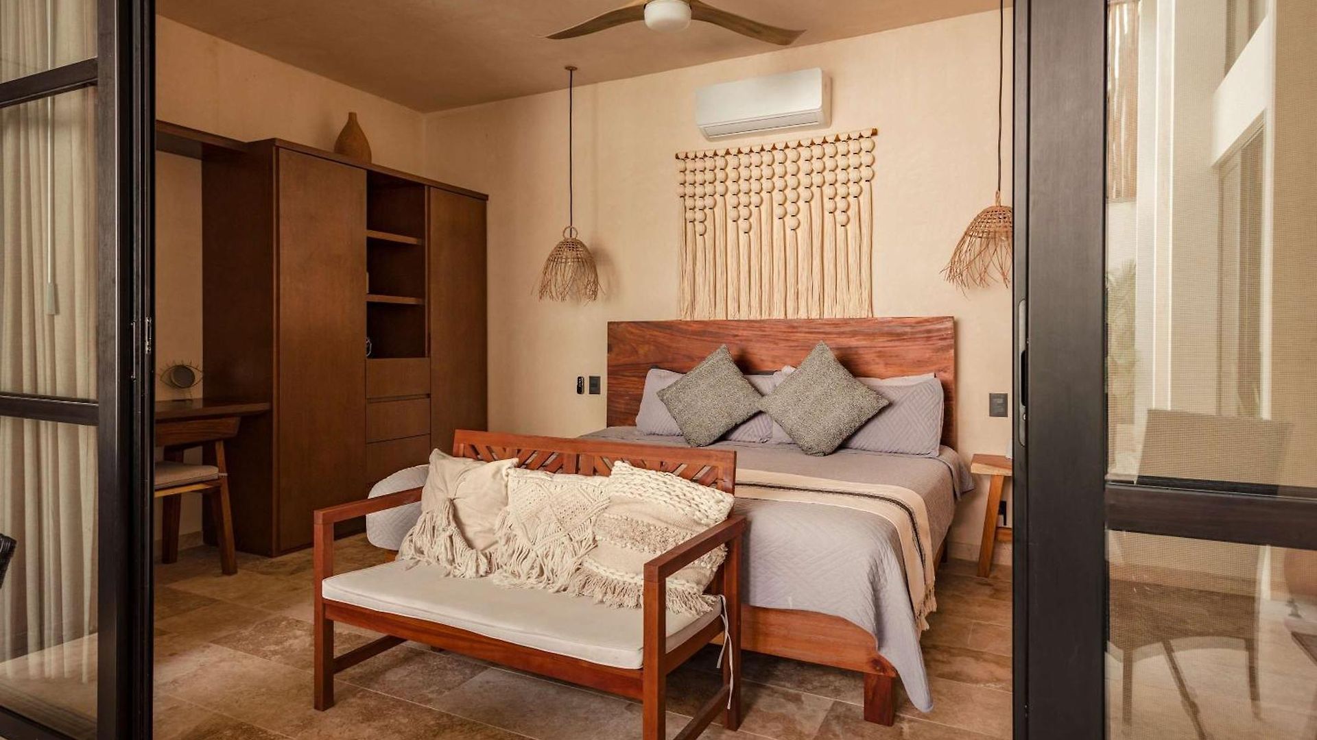 Luxury 4 Bedroom With Private Rooftop Pool Tulum