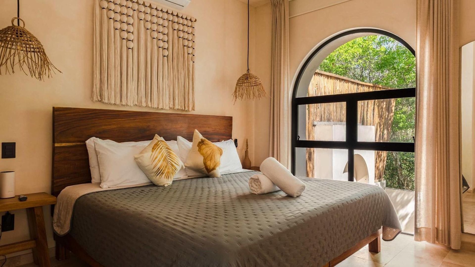 Luxury 4 Bedroom With Private Rooftop Pool Tulum