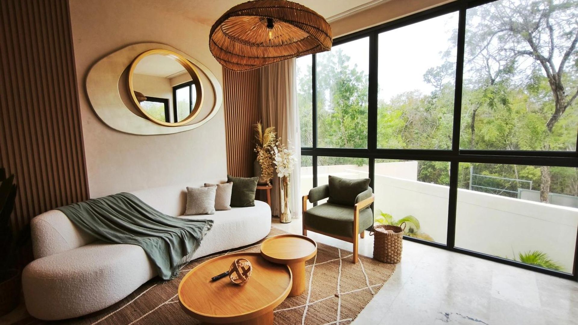 Oniric Apartahotel