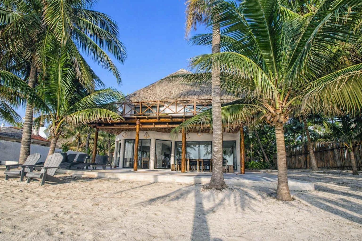 Beachfront With Private Heated Pool Jacuzzi Sauna Ocean Views & Ac - 7th Heaven Holiday home *