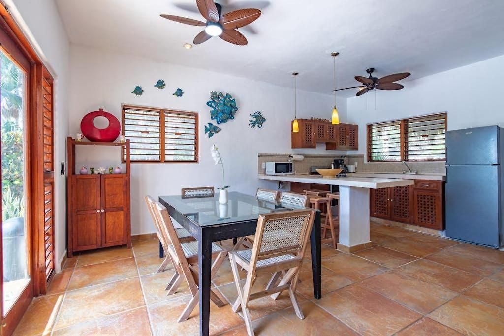Holiday home Beachfront With Private Pool Access Balcony With Ocean Views Patio - Belleza