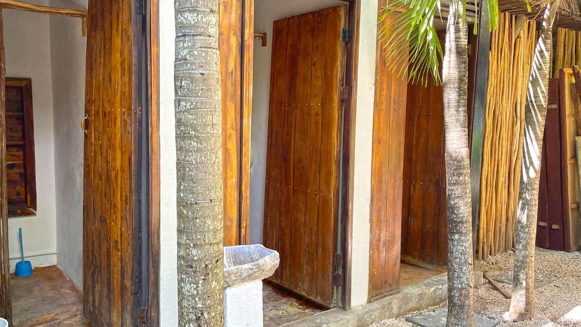 Mr Zamna Guest house