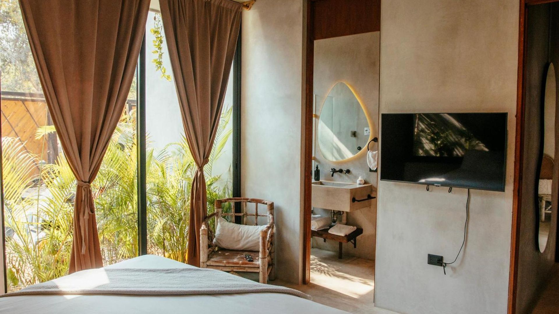 Bed & Breakfast Camila *